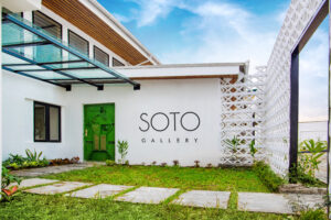 The exterior entrance of Soto Gallery 