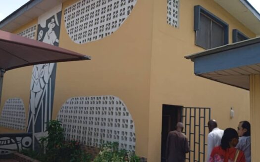 10 BEDROOM HOUSE FOR LEASE AT IKEJA GRA