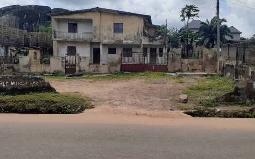  5BEDROOM DETACHED HOUSE FOR SALE AT AKURE