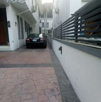 5 BEDROOM DUPLEX FOR SALE AT MEGAMOUND LEKKI