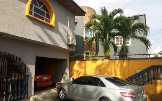 4 BEDROOM OFFICE APARTMENT FOR RENT AT SURULERE