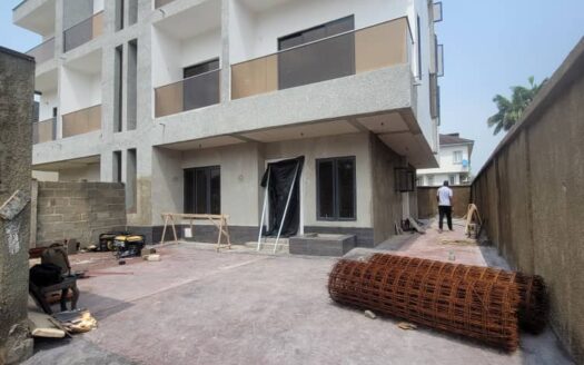 5 BEDROOM HOUSE FOR SALE AT IKOYI