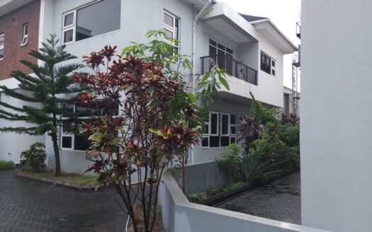 5 BEDROOM HOUSE FOR SALE AT VICTORY PARK ESTATE