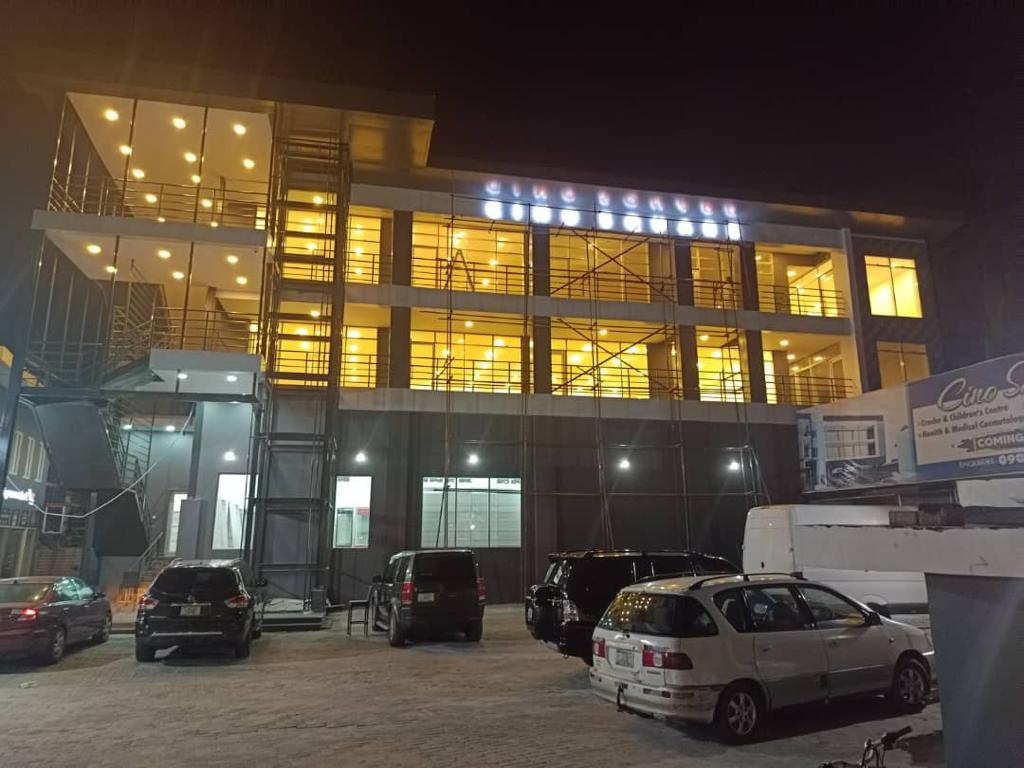 COMMERCIAL MALL FOR LET AT IKOYI » Castles Lifestyle