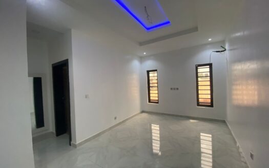 4 BEDROOM DUPLEX FOR SAKLE AT OMOLE PHASE 2