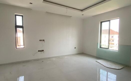 5 BEDROOM TERRACE WITH BQ FOR SALE AT IKATE